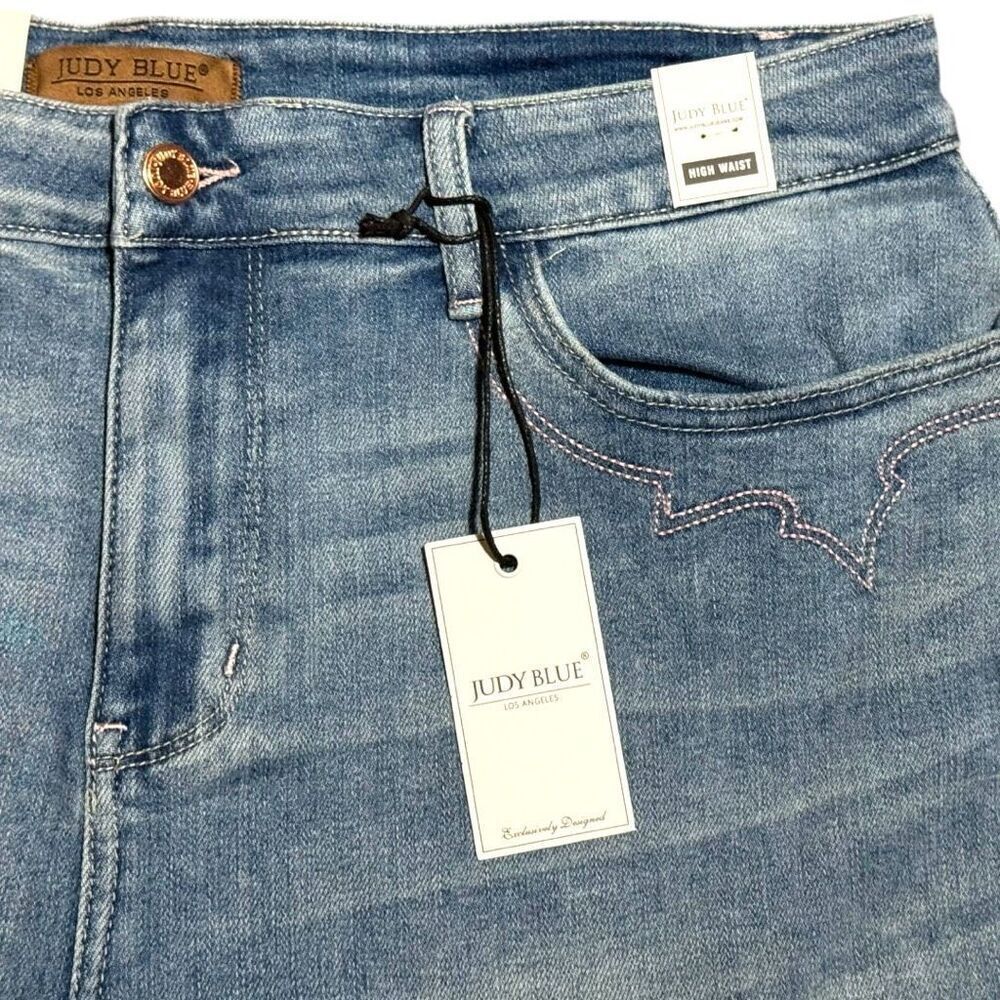 Judy Blue High Rise Cut Off Shorts Western Embroidery Detail Stretch Denim NWT - Picture 11 of 12